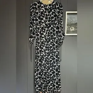 low midi dress Lou Satin and Lace Midi Dress